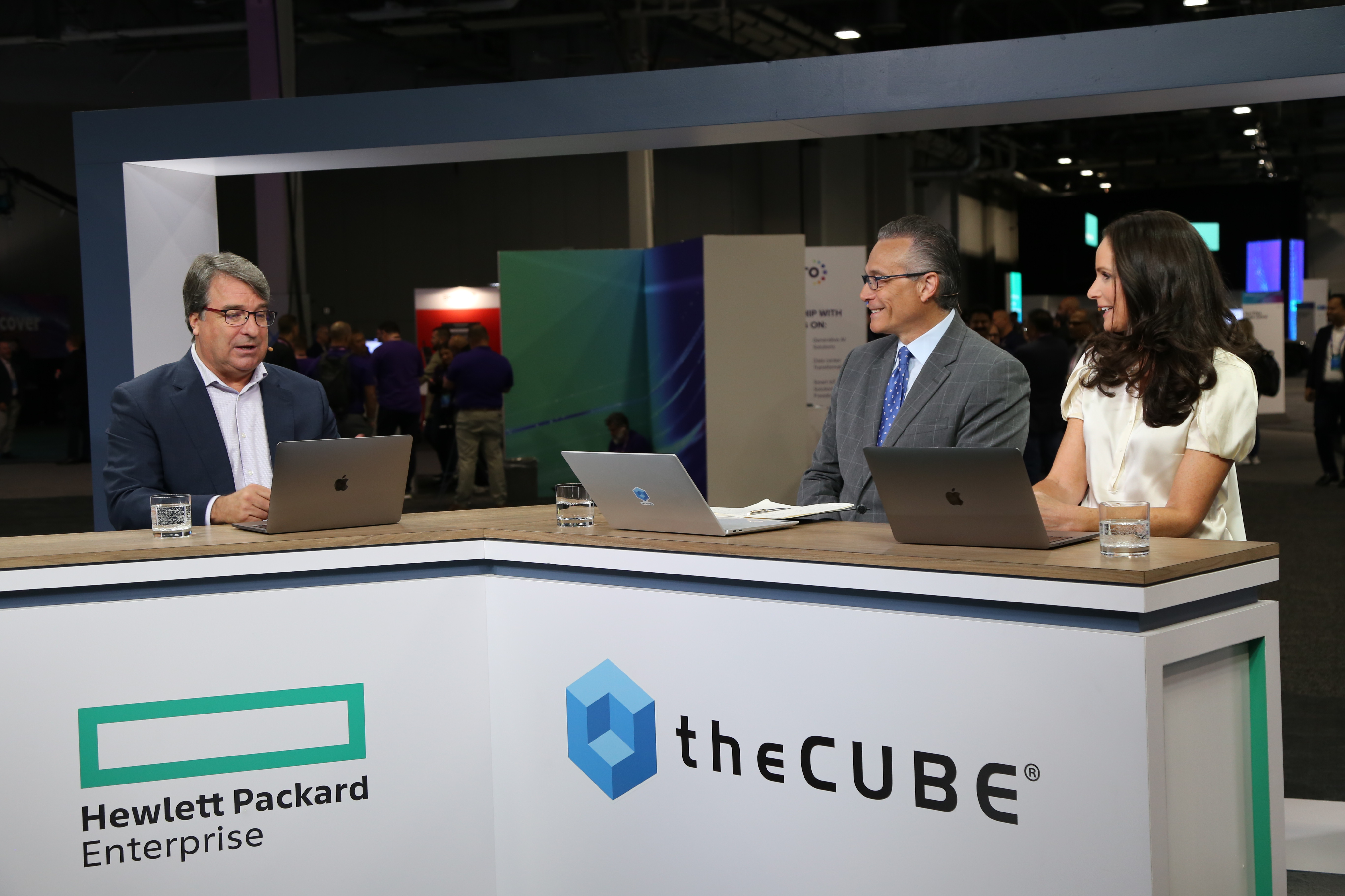 John Furrier, Dave Vellante, Rebecca Knight from theCUBE talk about AI in data centers at HPE Discover 2024.